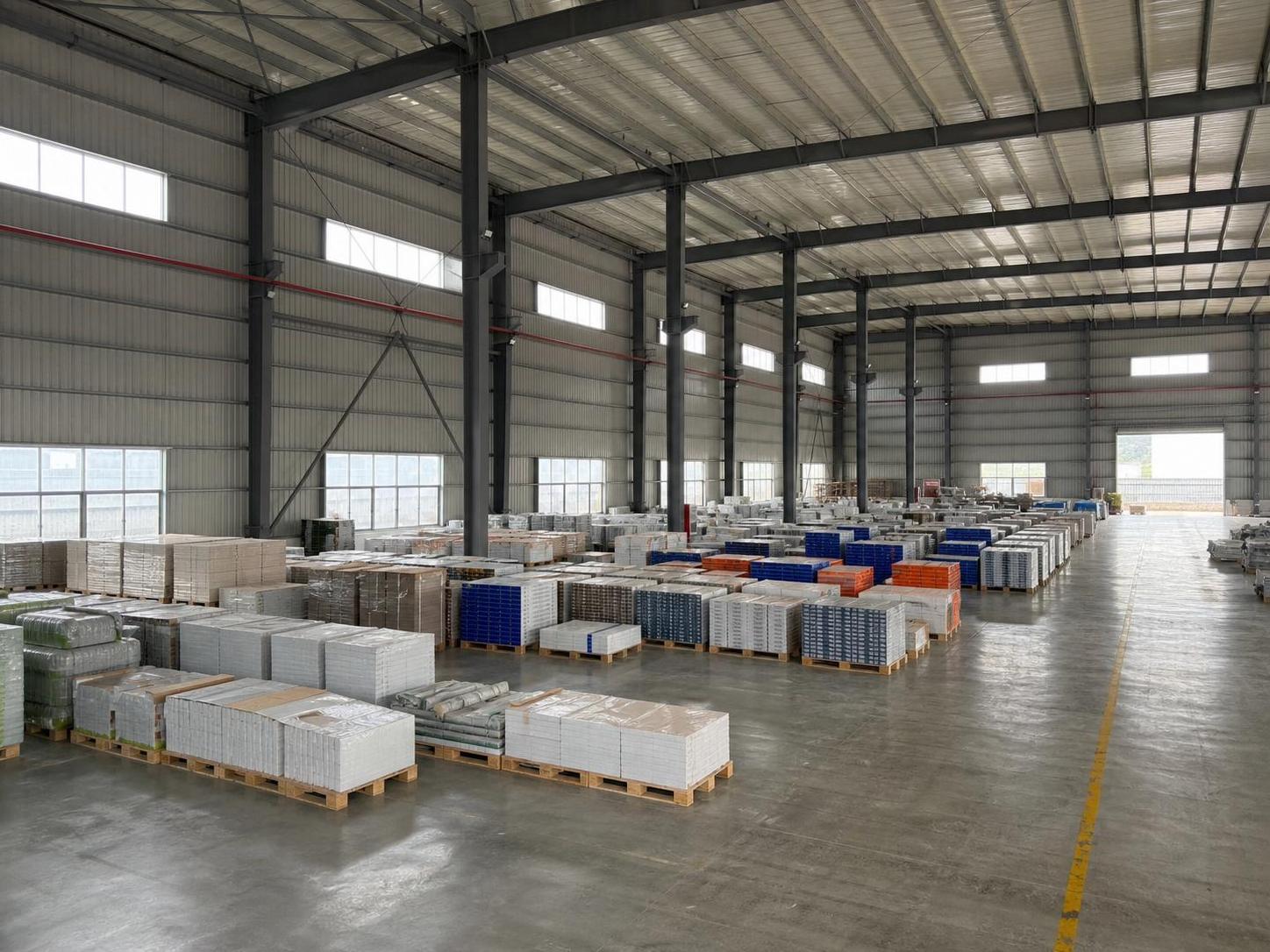 SPC flooring factory warehouse supply
