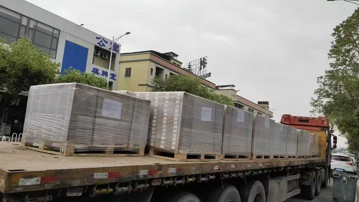 SPC flooring shipping and delivery photo